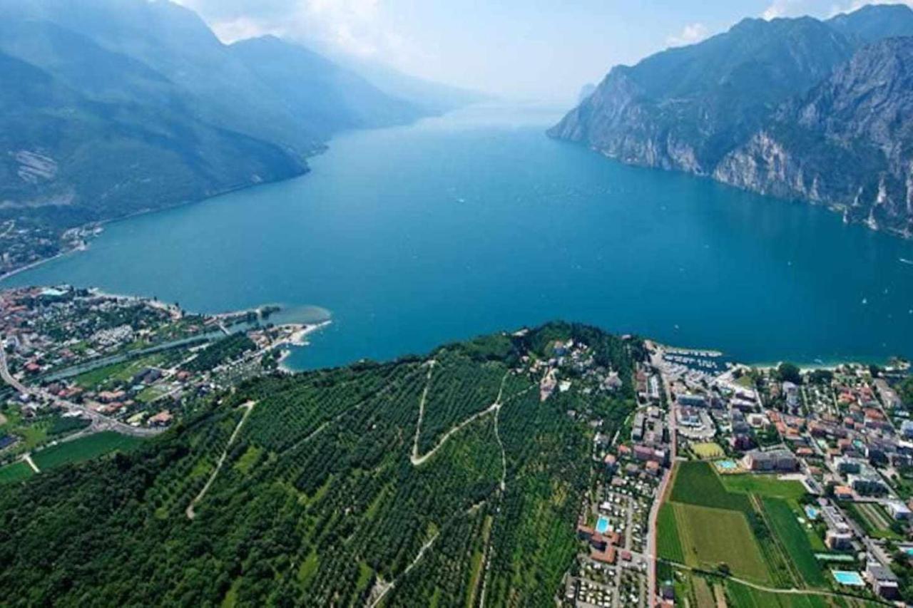 Relax Suite Holiday Apartment Cin It02215Cpajvf Riva del Garda Exteriér fotografie